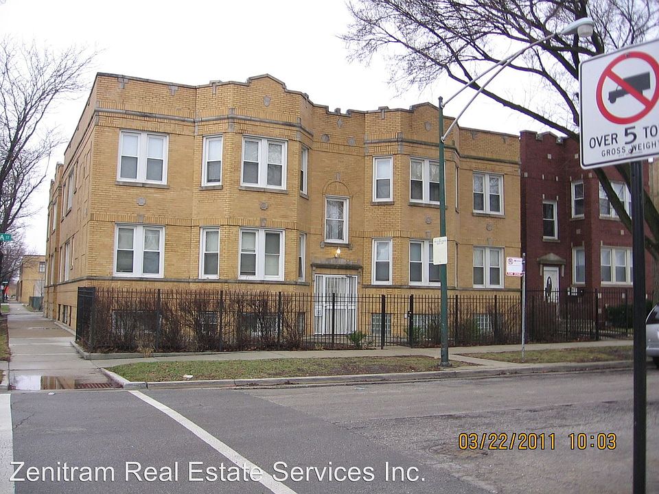 2nd image of 4403 W Iowa St