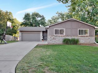 1244 N Sunset Dr, Wichita, KS 67212