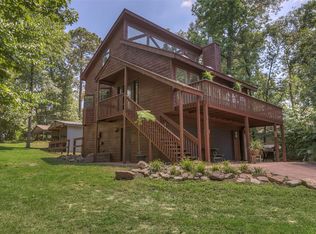 107 Hill Top Rd, Huntsville, TX 77320