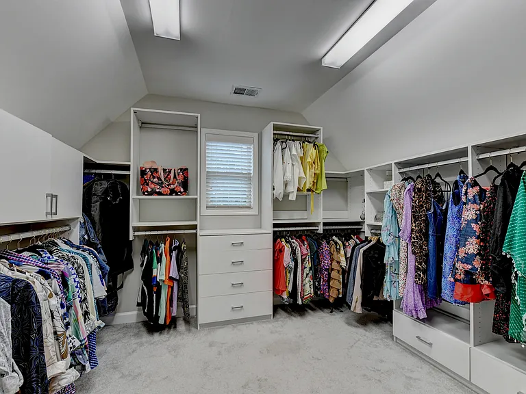 6035 Ashborough Park — Photo 63