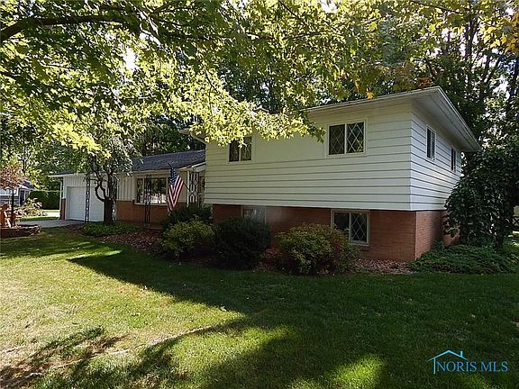 2nd image of 670 Pine St
