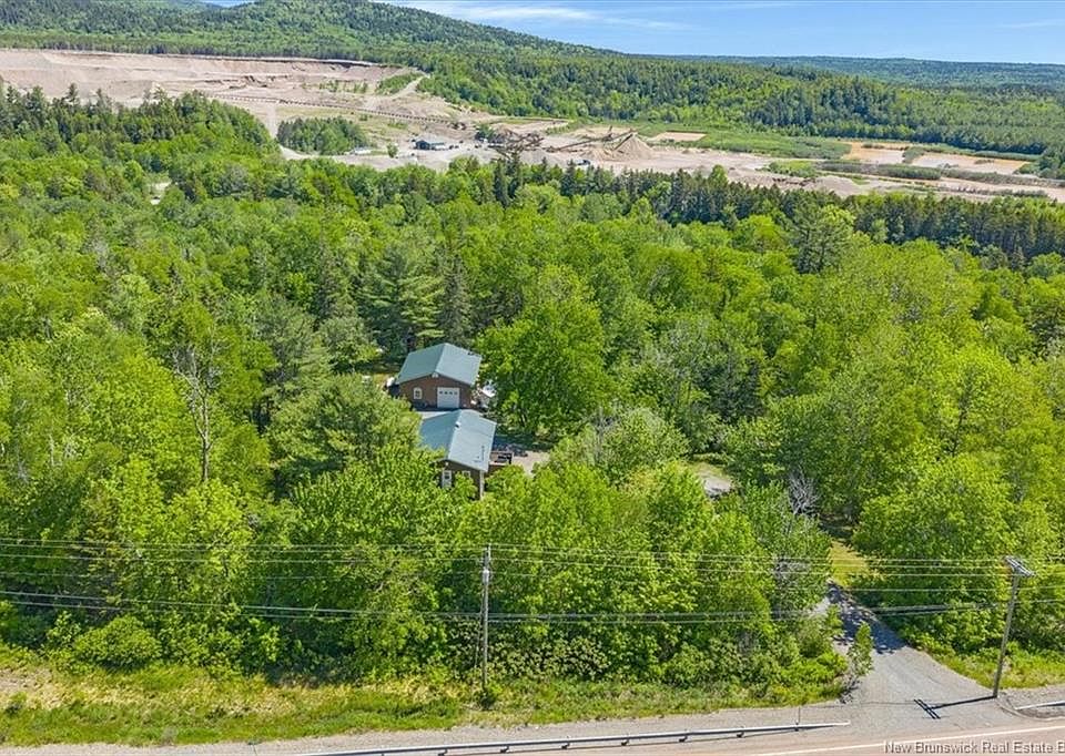 1st image of 44 Eagle Rock Rd