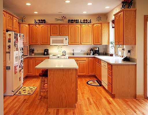 5th image of 4131 Breakwater Dr