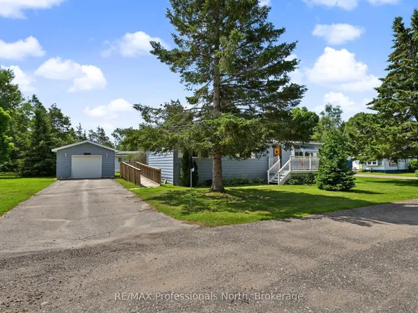 1084 7th Ln, Minden Hills, ON K0M 2K0