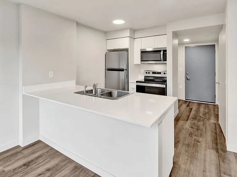 2609 Meridian St — Photo 10