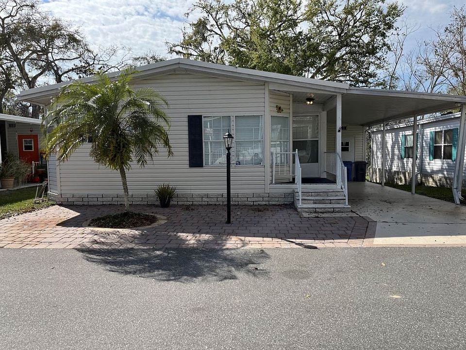 1st image of 10326 Oak Forest Dr #165