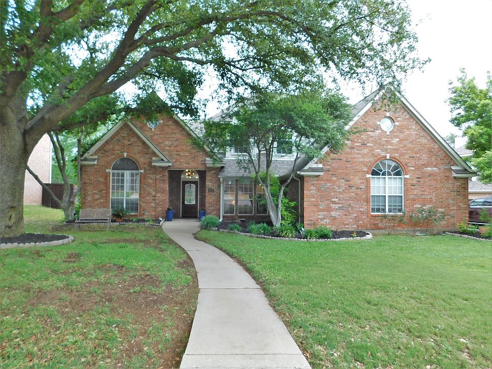 1st image of 610 Sugarloaf Ct