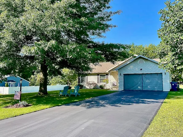 11537 Regan Lee Ln, Cato, NY 13033