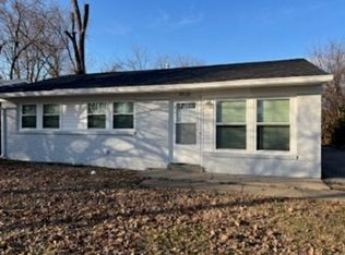 4913 Rural Way, Louisville, KY 40218