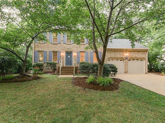 2nd image of 2140 Kenwood Dr