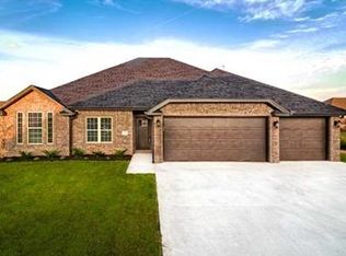 1121 Ellen Ray Ln, Centerton, AR 72719