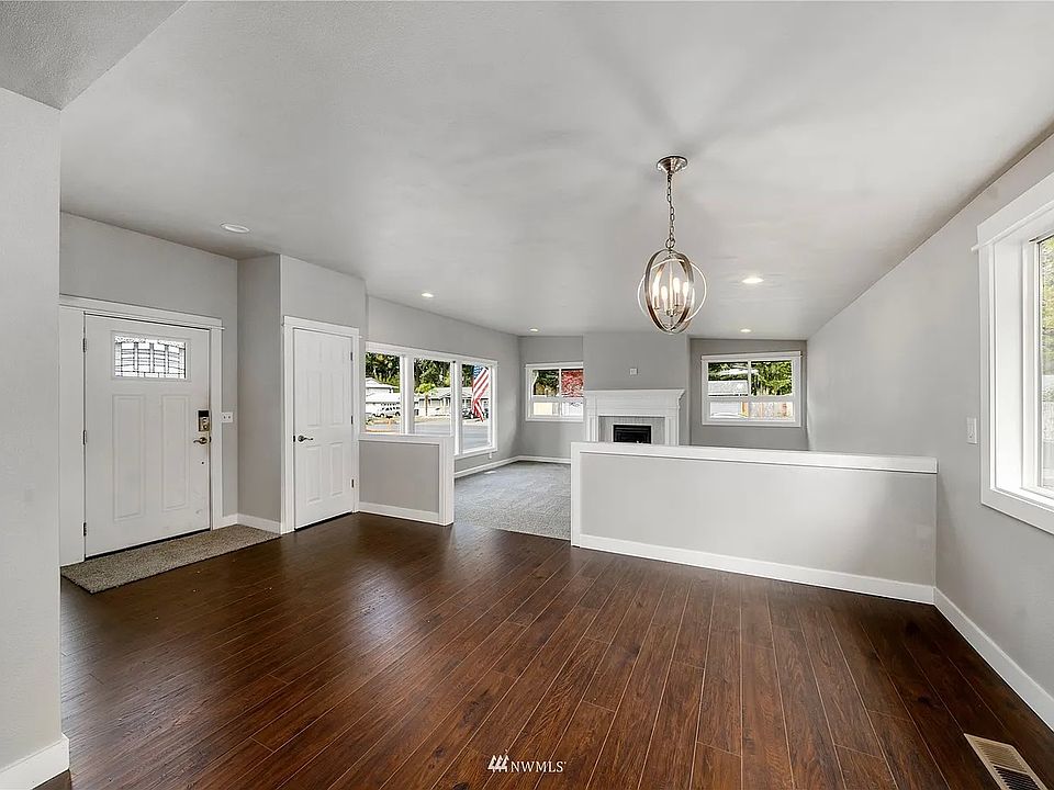 1st image of 11912 149th St E