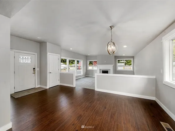 11912 149th St E, Puyallup, WA 98374