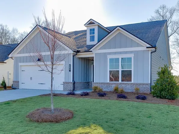 223 Montview Dr, Jefferson, GA 30549