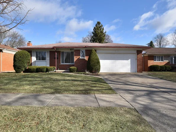 32970 Allen St, Livonia, MI 48154