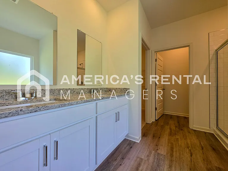 318 Ashland Dr SW — Photo 47