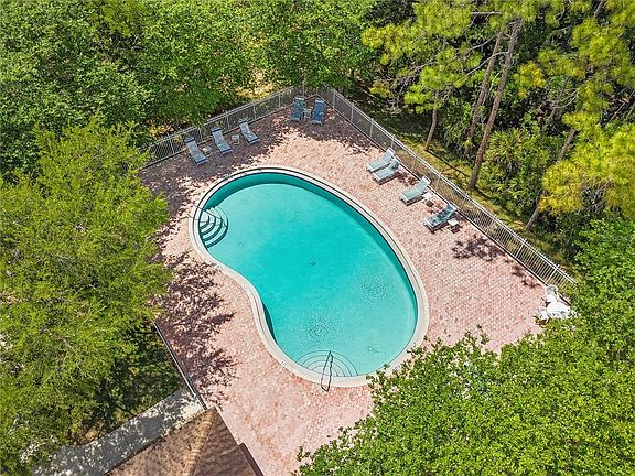 2nd image of 8635 Hunters Key Cir