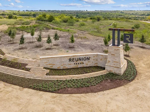 Homes Available Soon, Reunion
