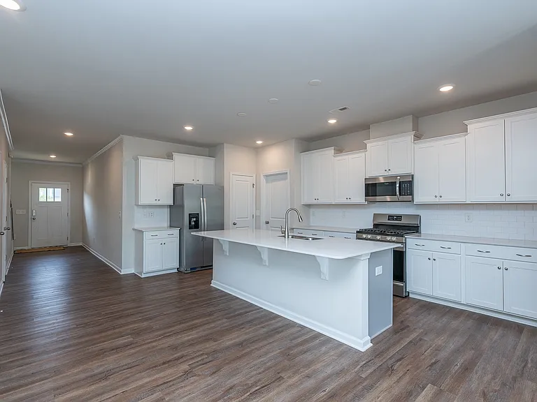 109 Magnolia St — Photo 6