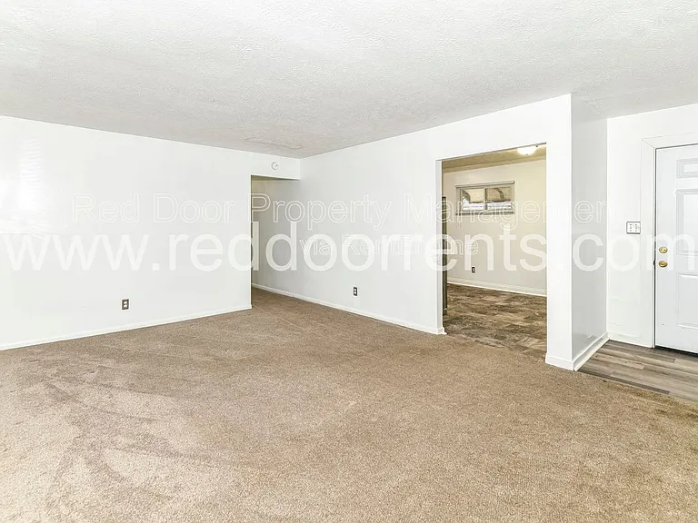 5361 E Burgess Ave — Photo 5