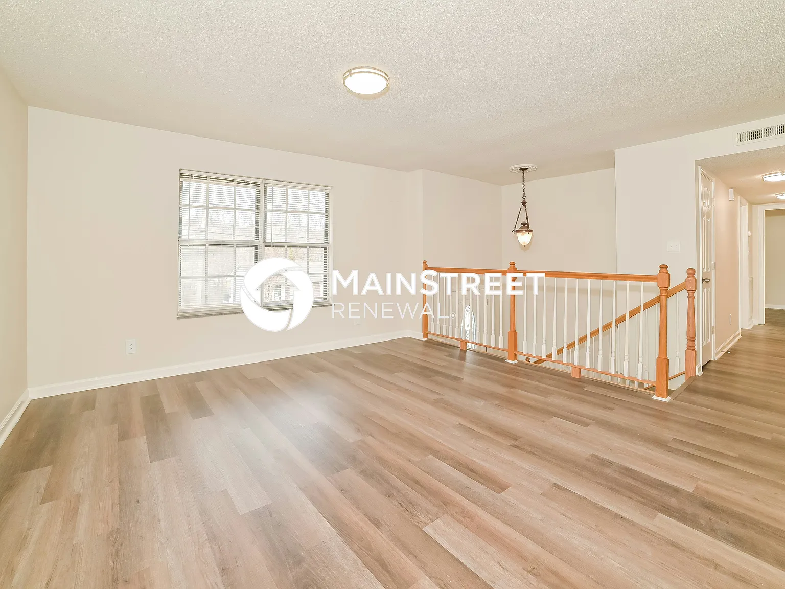 6516 Hunters Glen Dr — Photo 3