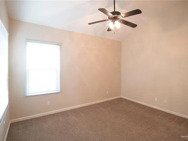 1000 E Daffodil Ave #1 — Photo 10