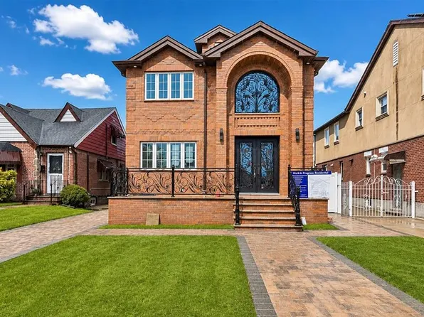 2709 Utopia Pkwy, Flushing, NY 11358