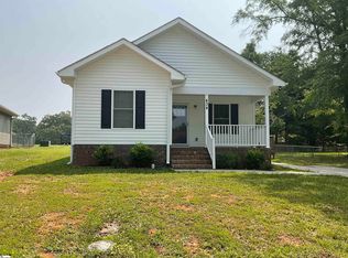 434 Lindberg St, Slater, SC 29683