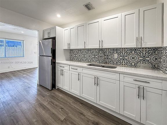 5th image of 2620 NW 18th Ter APT 3