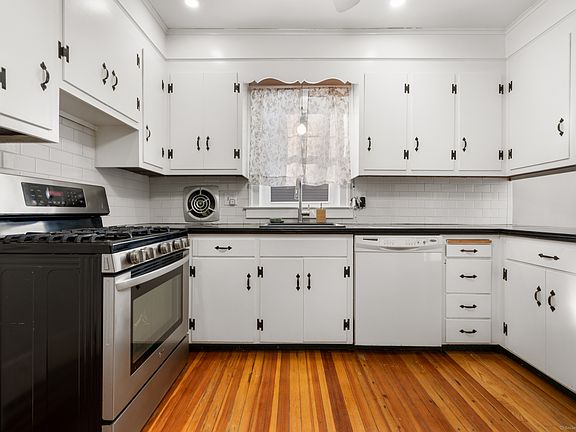 4th image of 91 Fennbrook Rd
