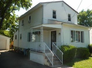 4667 Oak Ave, Feasterville Trevose, PA 19053