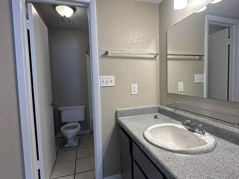 SAN MARCOS APARTMENTS — Photo 80