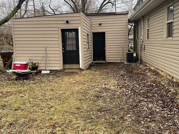 3rd image of 2244 Rankin Ave