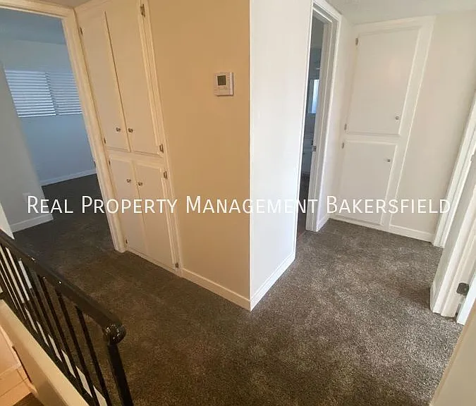 2401 Olive St — Photo 6