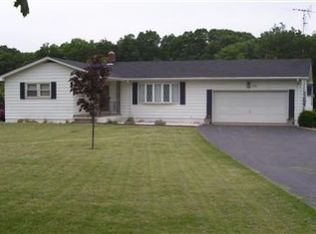 714 Meridian Rd, Valparaiso, IN 46385