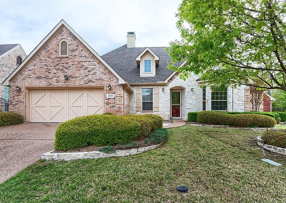 1st image of 2213 Canyon Creek Dr