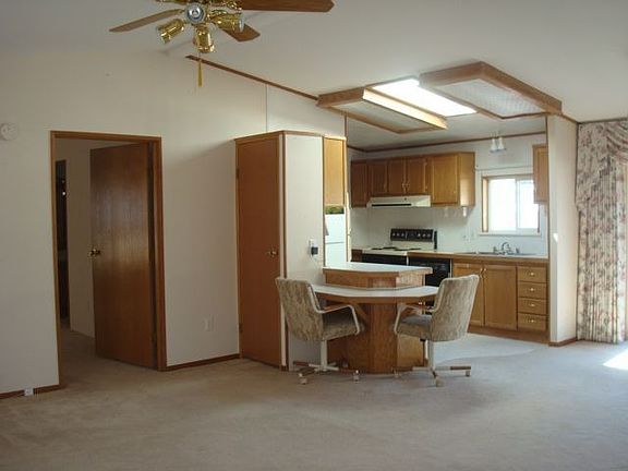 3rd image of 1200 Lincoln St Unit 151