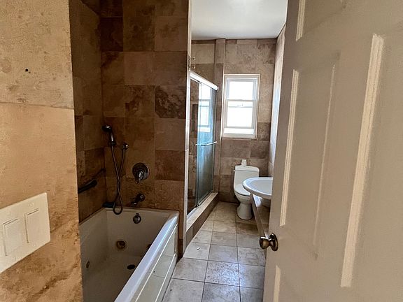 5th image of 474 Lafayette Blvd Floor 2