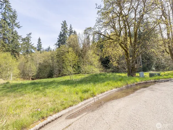 16 Delguzzi Drive, Port Angeles, WA 98362