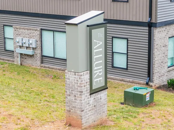 88 Allure Dr, Rustburg, VA 24588