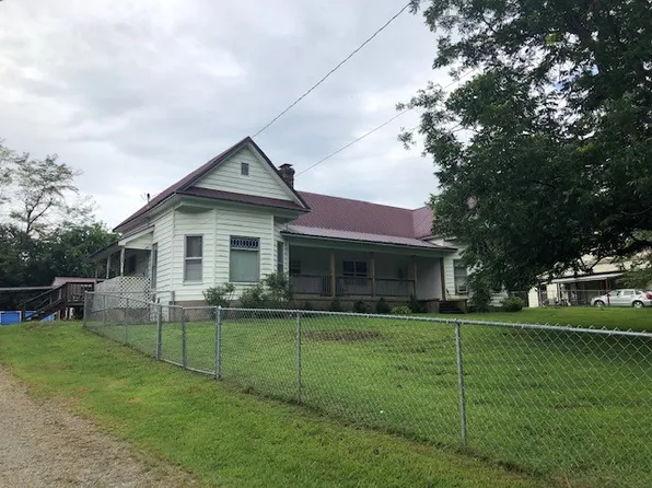 1203 Dickson St, Pocahontas, AR 72455