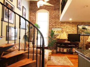 377 King St #204, Charleston, SC 29401