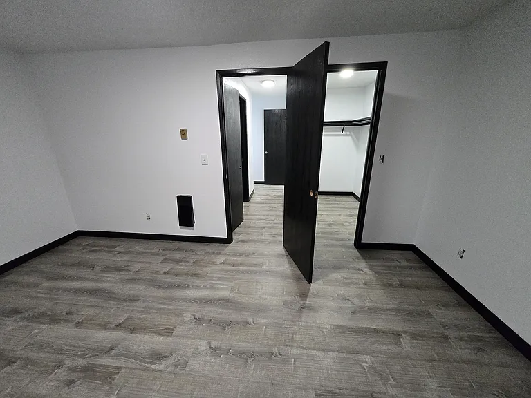 404 SW 1st St #5 — Photo 14