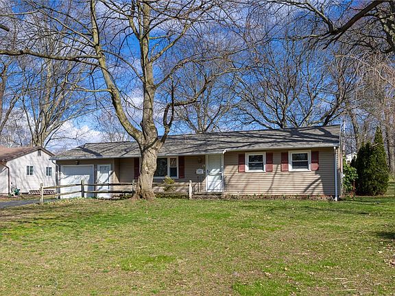 2nd image of 19 Berna Ln