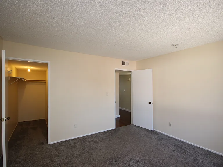 511 N Avenue 66 #C — Photo 15