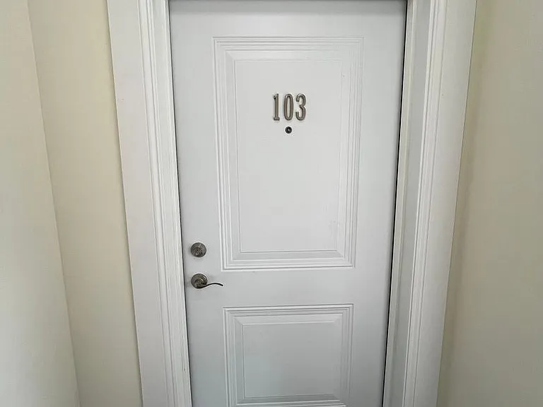 883 Broadway — Photo 22