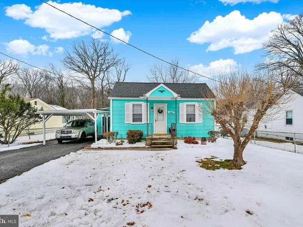 322 Sassafras Rd, Baltimore, MD 21221