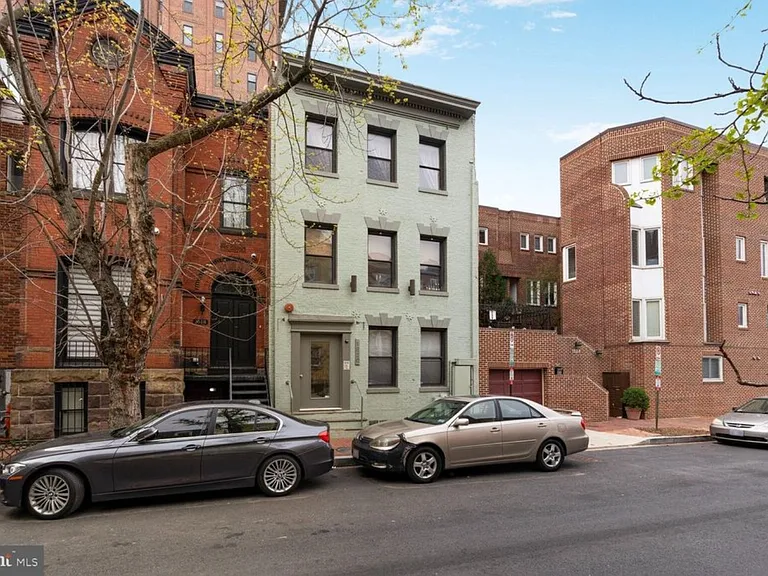 1620 Corcoran St NW #A1 — Photo 13
