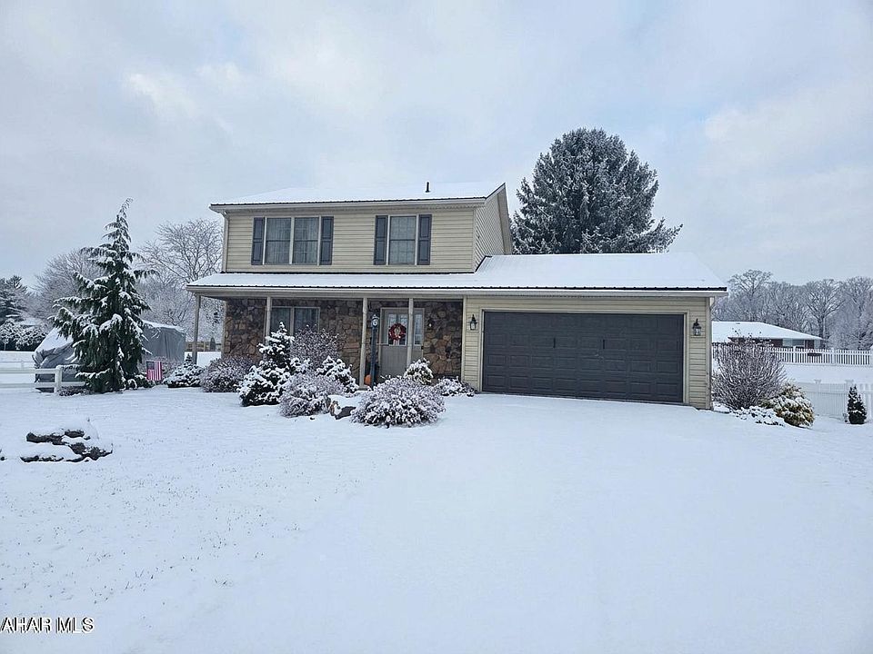 1st image of 213 Basswood Dr