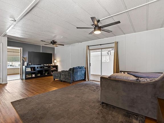 2nd image of 8701 Mesa Rd Space 116